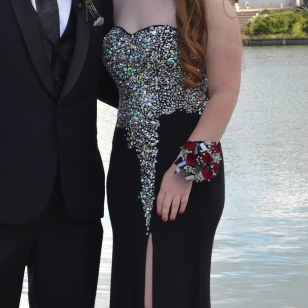 Ruby Rox Prom Dress - Picture 5 of 6